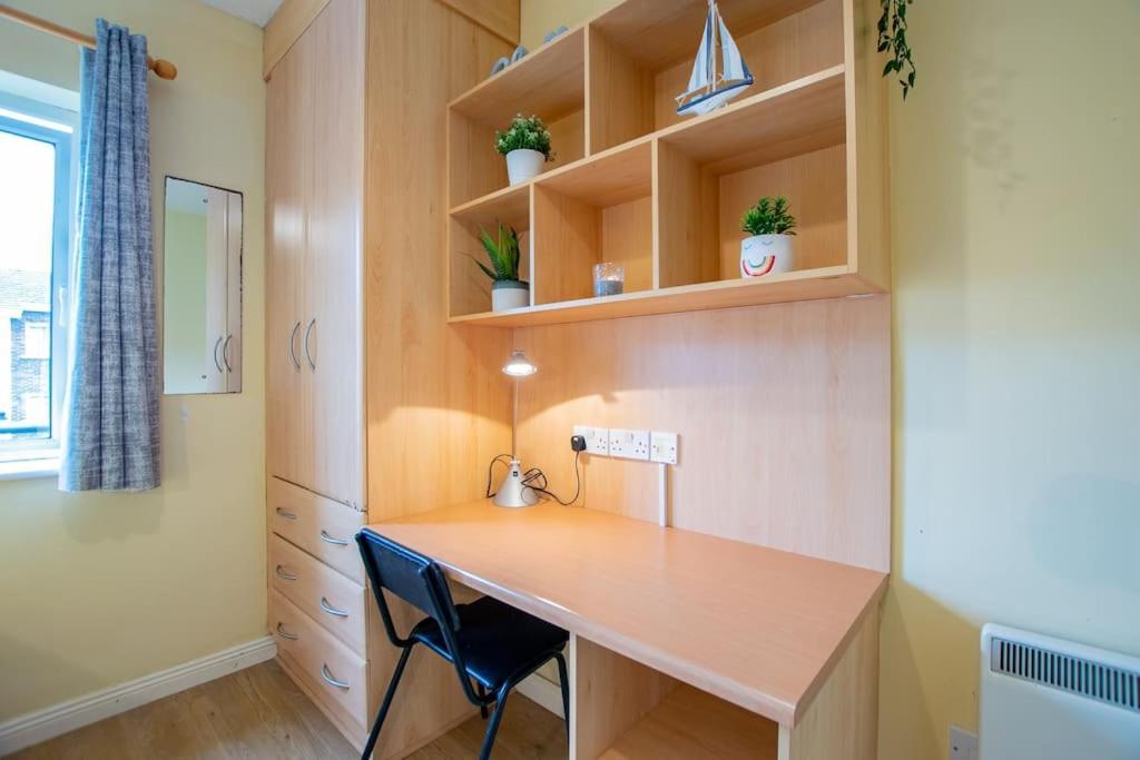 103 - The Townhouse At Gort Na Coiribe By Shortstays Galway Exterior photo