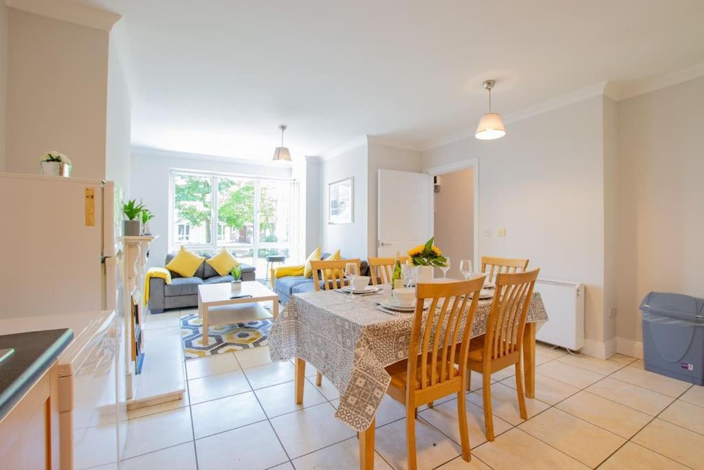 103 - The Townhouse At Gort Na Coiribe By Shortstays Galway Exterior photo